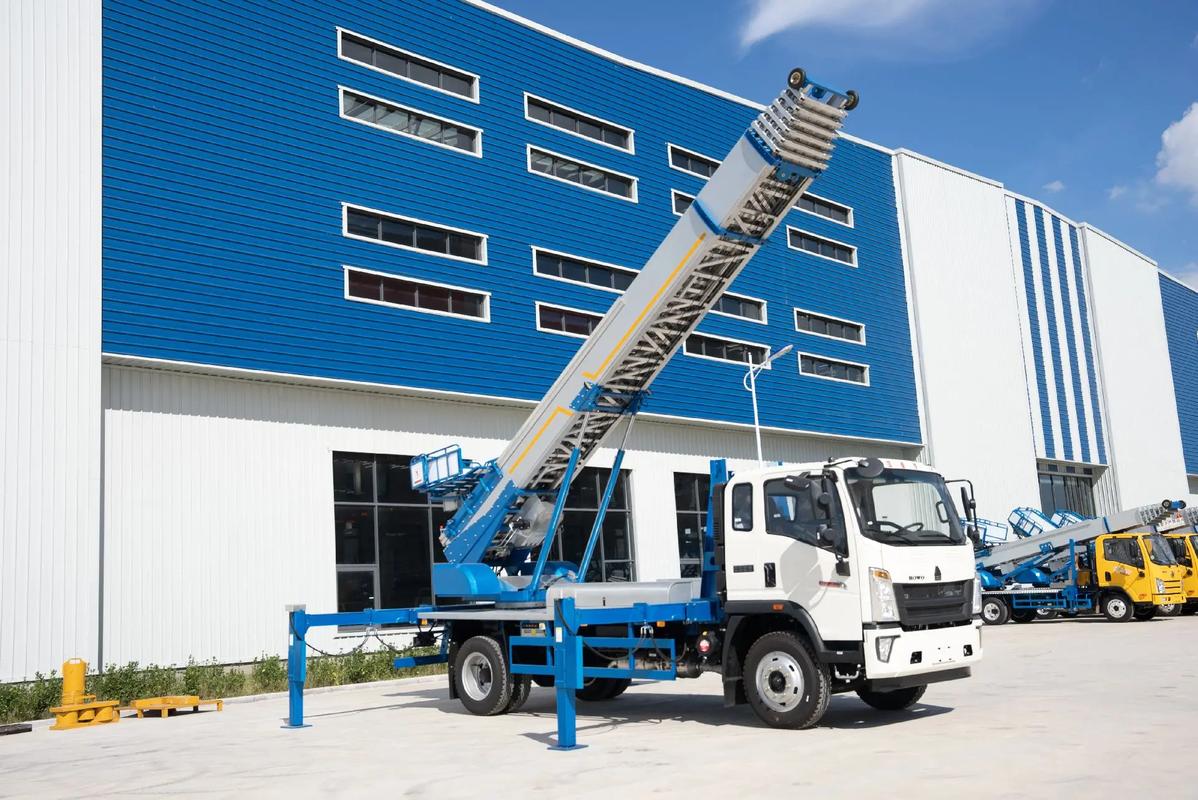 吉安吉州小型云梯车上料车租赁多少钱