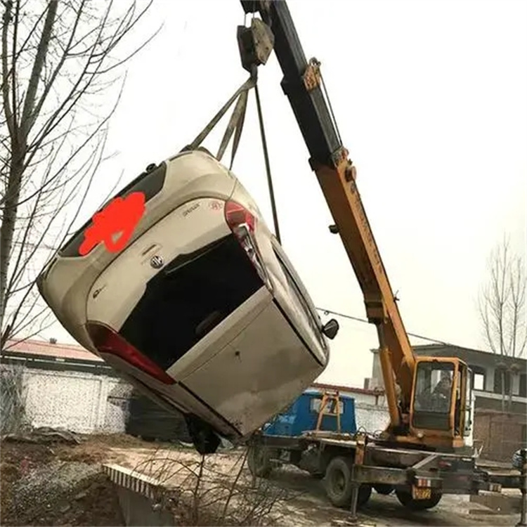 吉安吉州随时待命，吊车24小时道路救援服务全解析