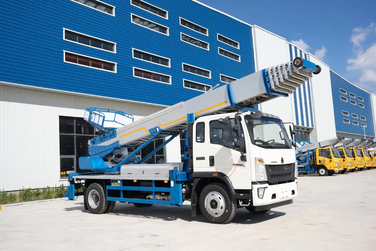 吉安吉州出租云梯车高空作业车 建筑垃圾搬运